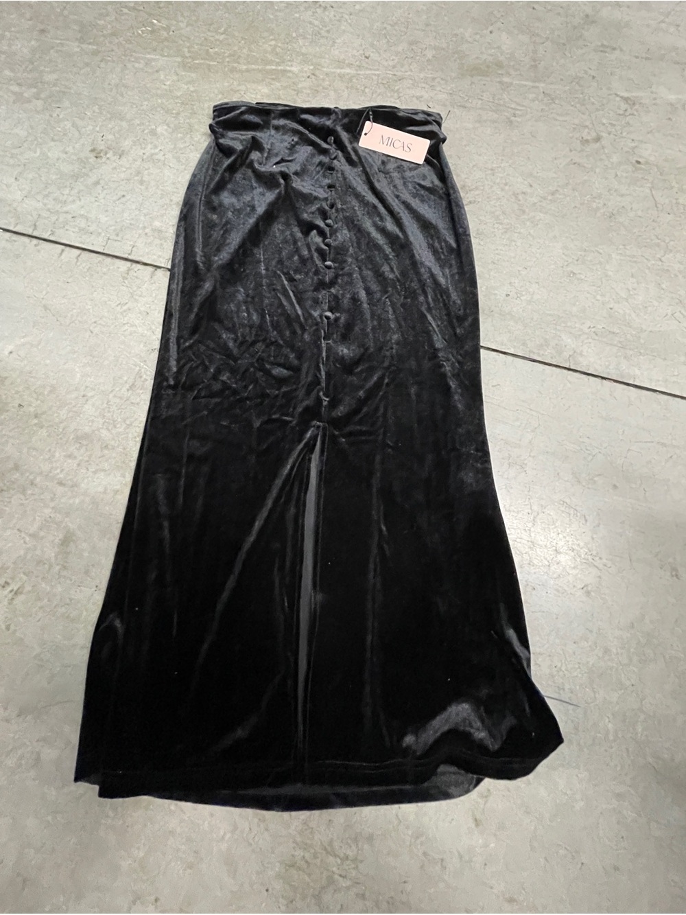 NWT Micas Black Velvet Maxi Skirt Chic front button closure & center slit L